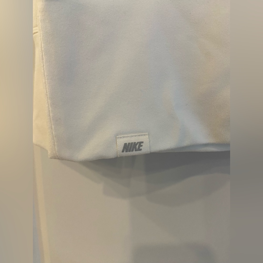 SOLD #120 NWOT Nike Golf Sport Dri-Fit Women’s Long Sleeve White Polo - Picture 2 of 8